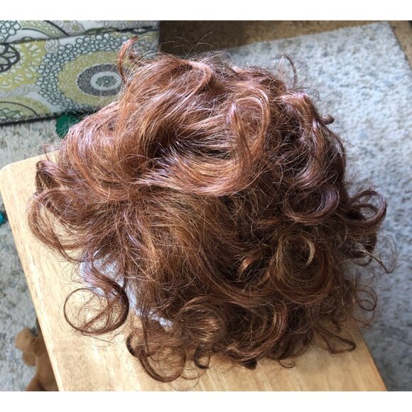 Paula Young Wig NWT Brittany Red Long Medium Curls Color 33/28 Auburn main image 13